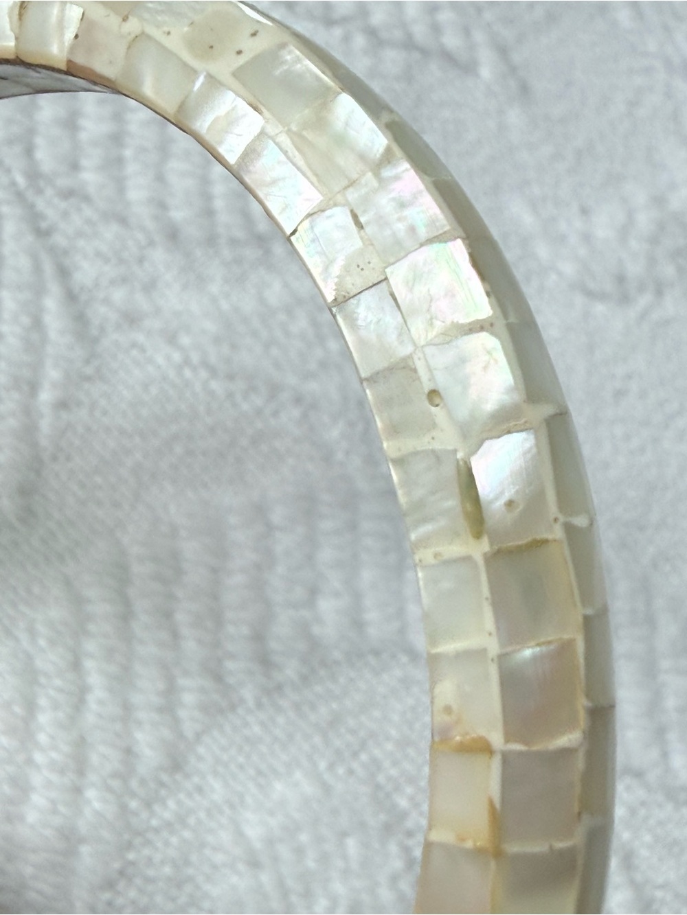Vintage White Mother of Pearl Shell Mosaic Inlay Bangle Bracelet 2.5”